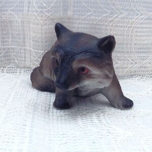 Porcelain Raccoon Figurine,  Raccoon Statue for Woodland Home Decor Nic Nac